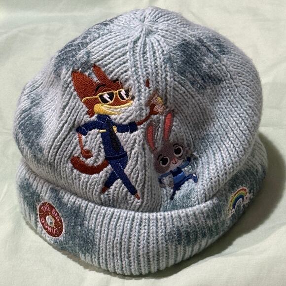 Disney Zootopia youth size knit beanie cap. Judy Hopps & Nick Wilde embroidery. - Picture 3 of 8